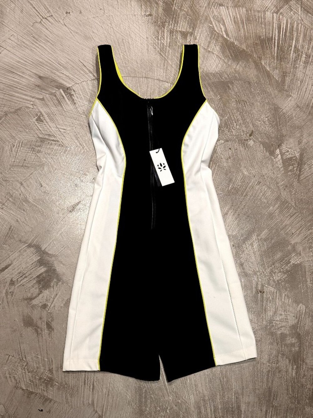 Gigi C Womens Lacey Sporty Black & White Romper With Neon Highlights Size m